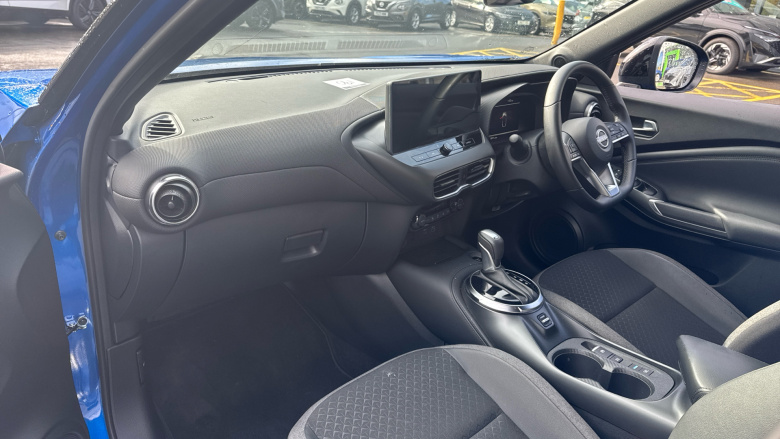 Nissan Juke 1.6 Hybrid N-Connecta 5dr Auto Hybrid Hatchback